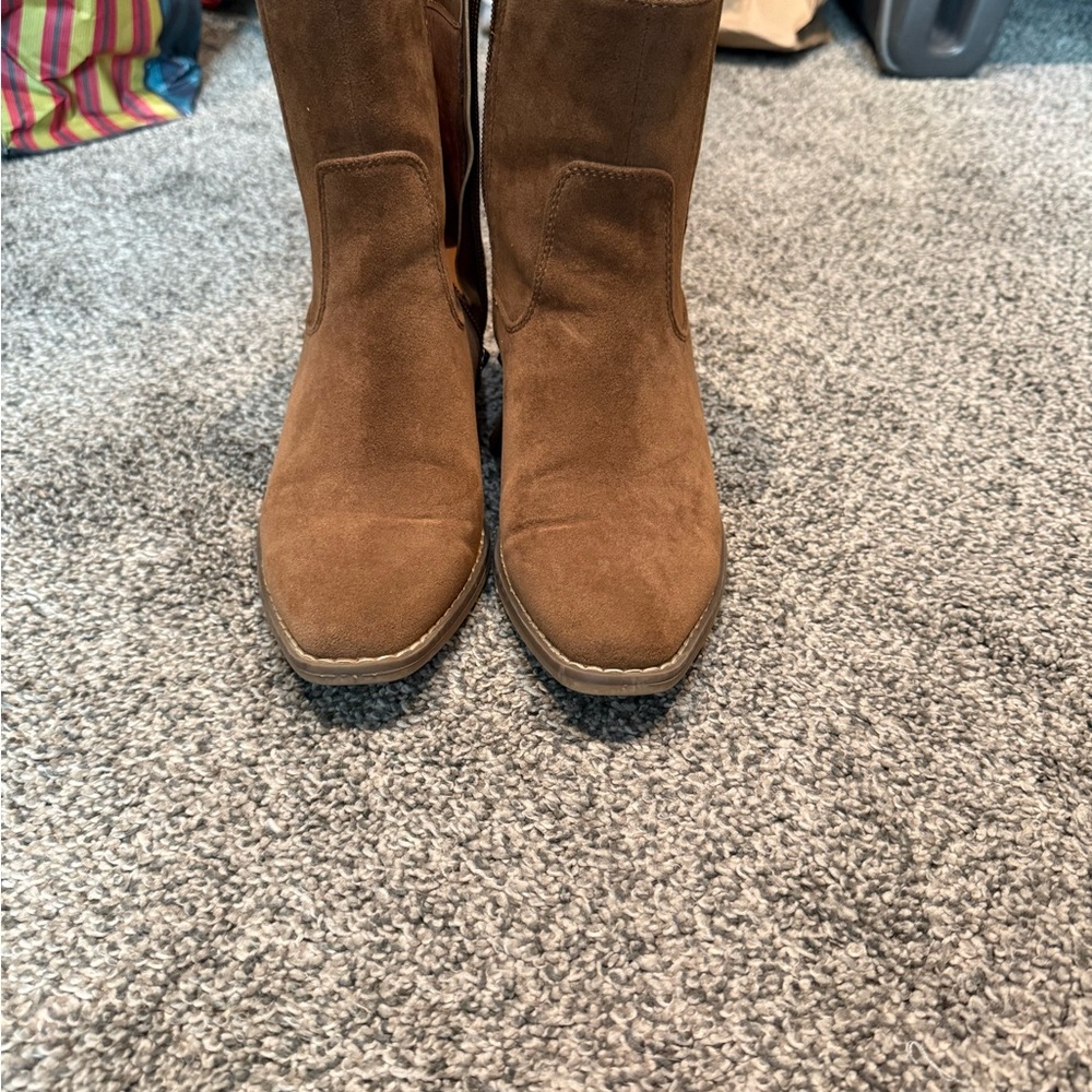 Universal Thread Tan Ankle Boots